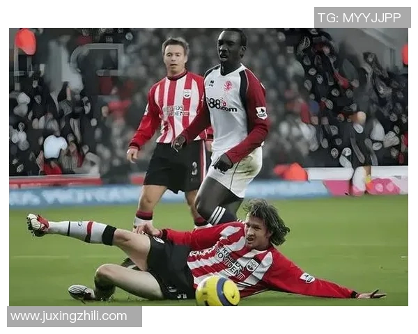 曼城主场迎战赫尔城期待豪取三分争夺英超冠军荣耀 曼城主场迎战赫尔城期待豪取三分争夺英超冠军荣耀